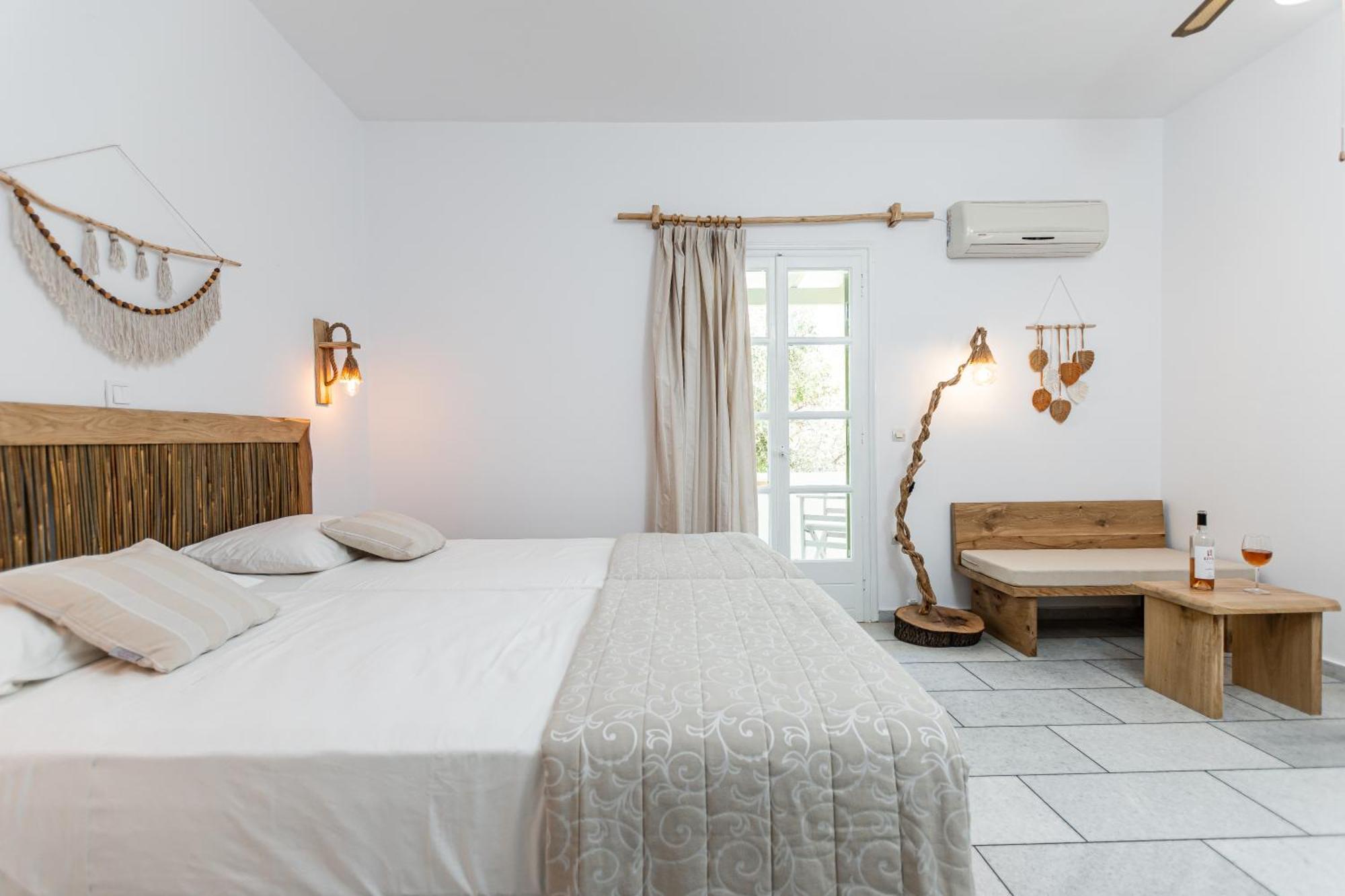 Studios Vrettos Beachfront Hotel Pláka Esterno foto