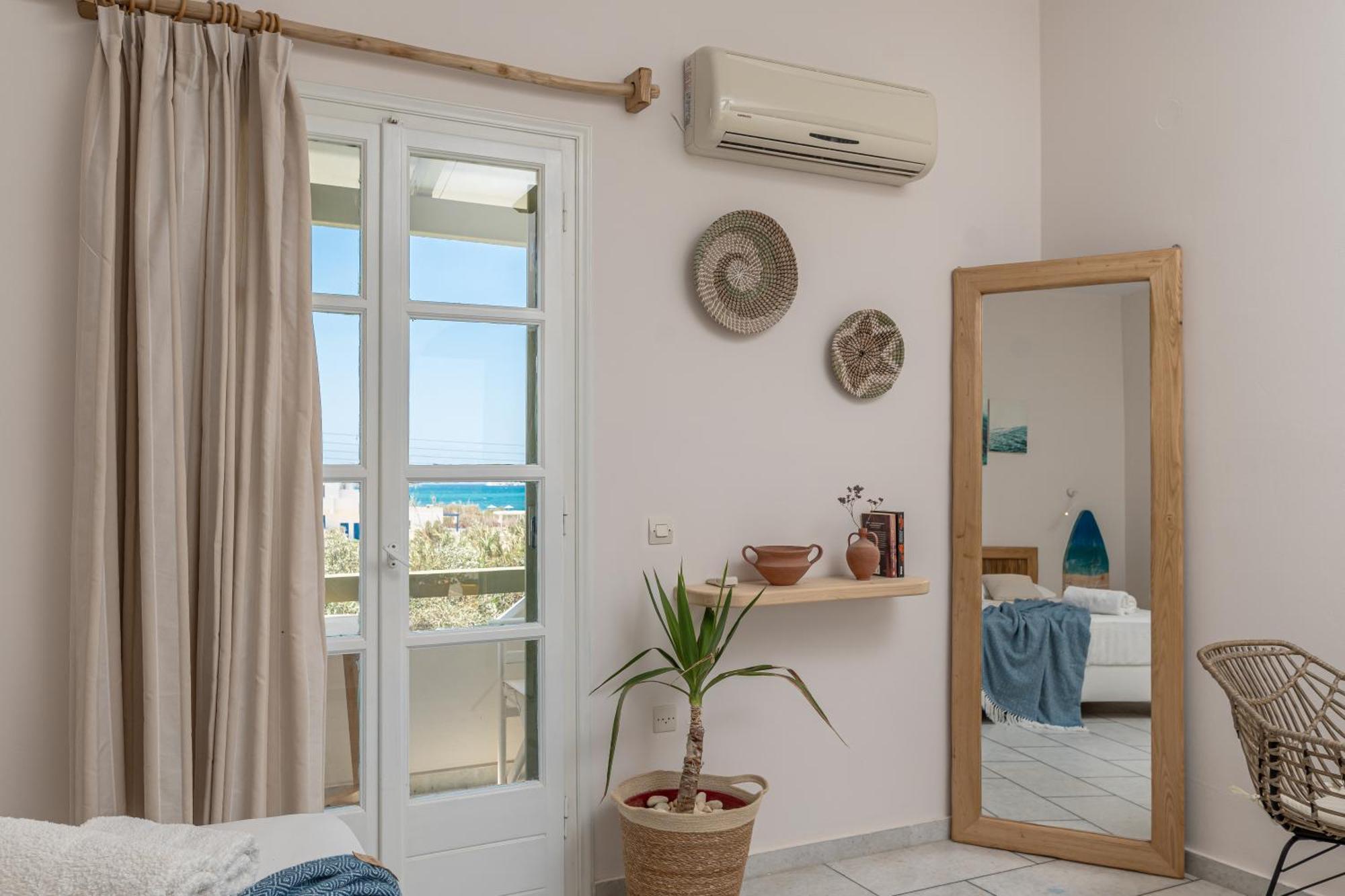 Studios Vrettos Beachfront Hotel Pláka Esterno foto